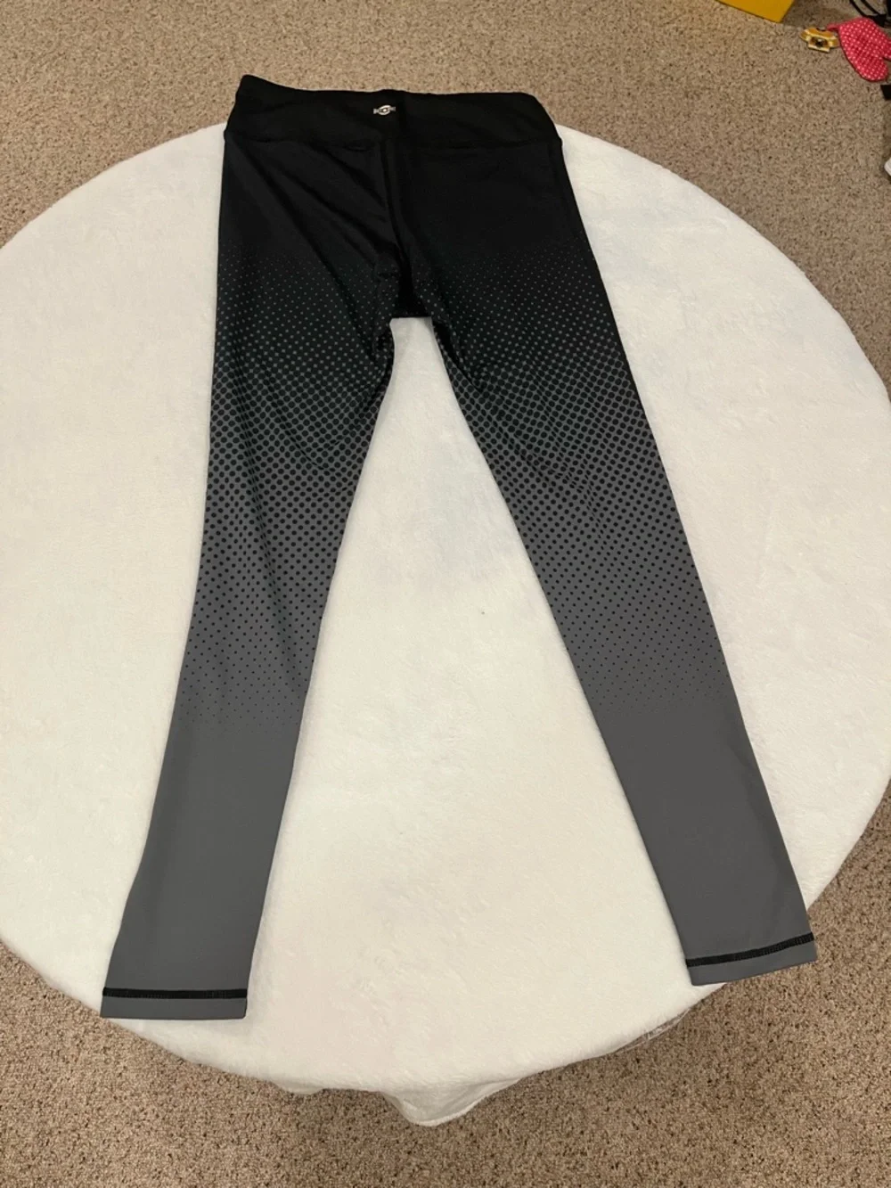 Inner Spirit Ombre Polka Dot Performance Leggings - XS - Picture 2 of 7